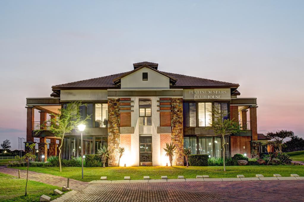 Royal Marang Hotel Phokeng Exterior foto Club House