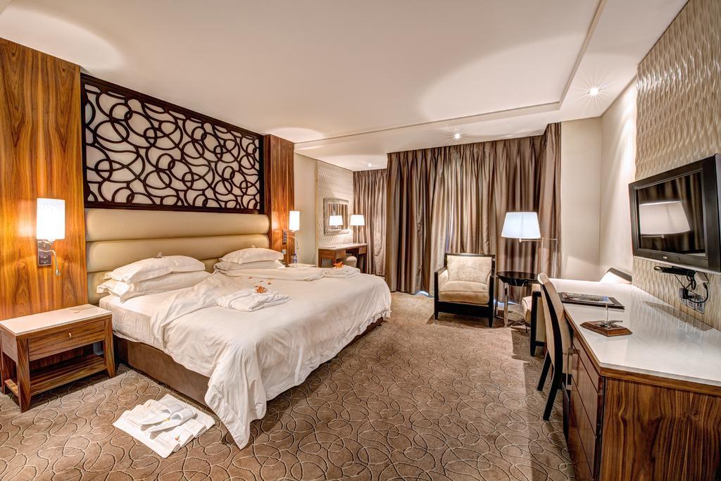 Royal Marang Hotel Phokeng Habitación foto